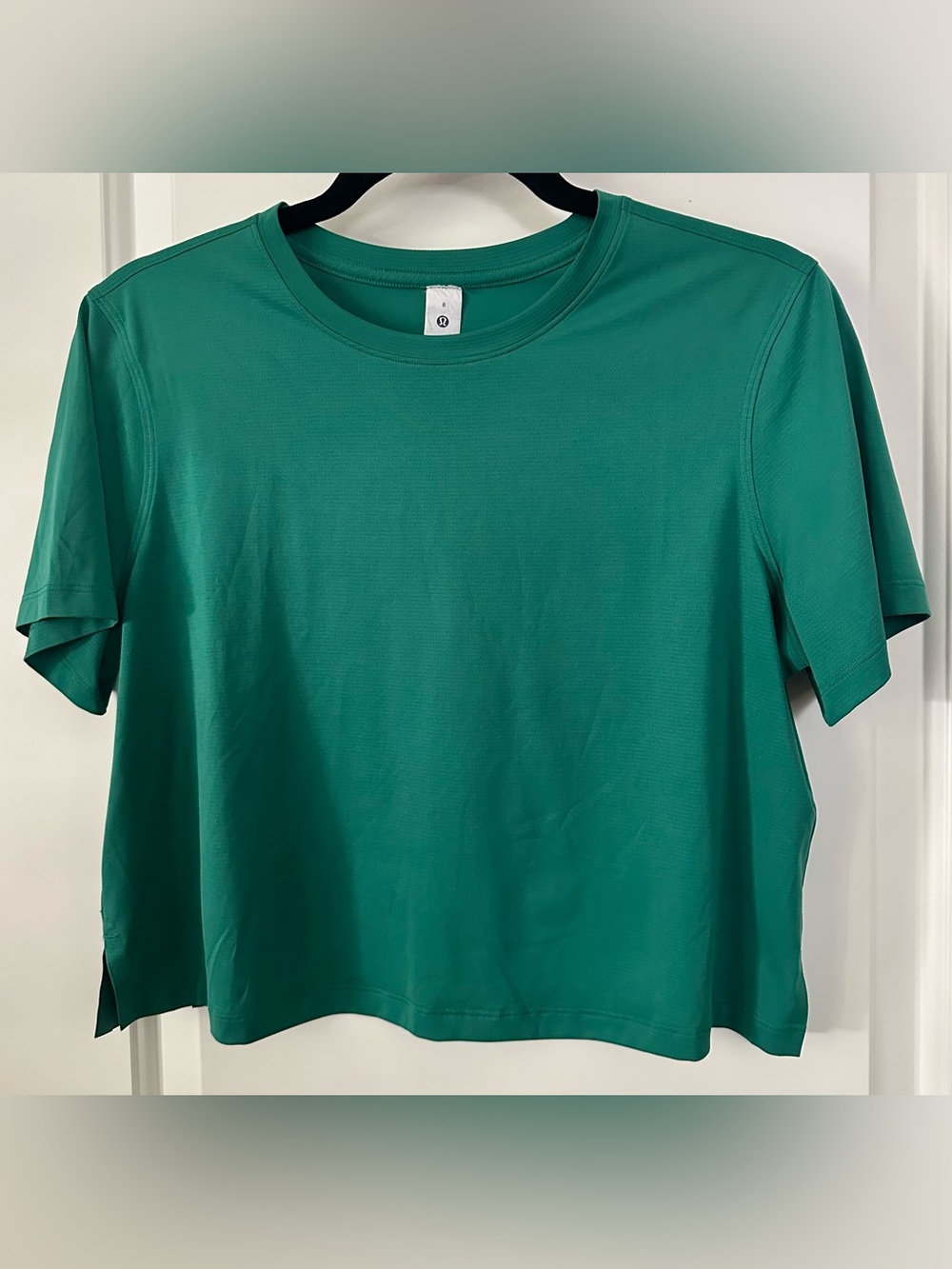 Lululemon Ultralight Waist-Length T-Shirt Cascadia Green Size 8 EUC